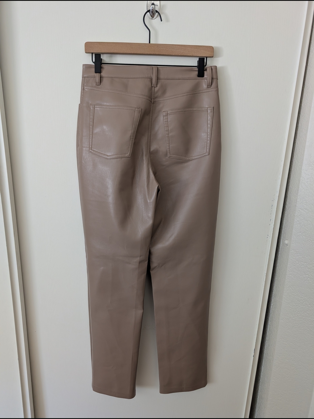 Aritzia Wilfred Womens 8 Brown Faux Leather Straight Leg Pants Classic Chic - Picture 5 of 8